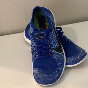 Nike free 4.0 flyknit barefoot ride women’s running shoe